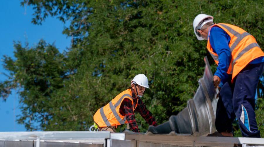 Professional residential roofers in Mobile, AL